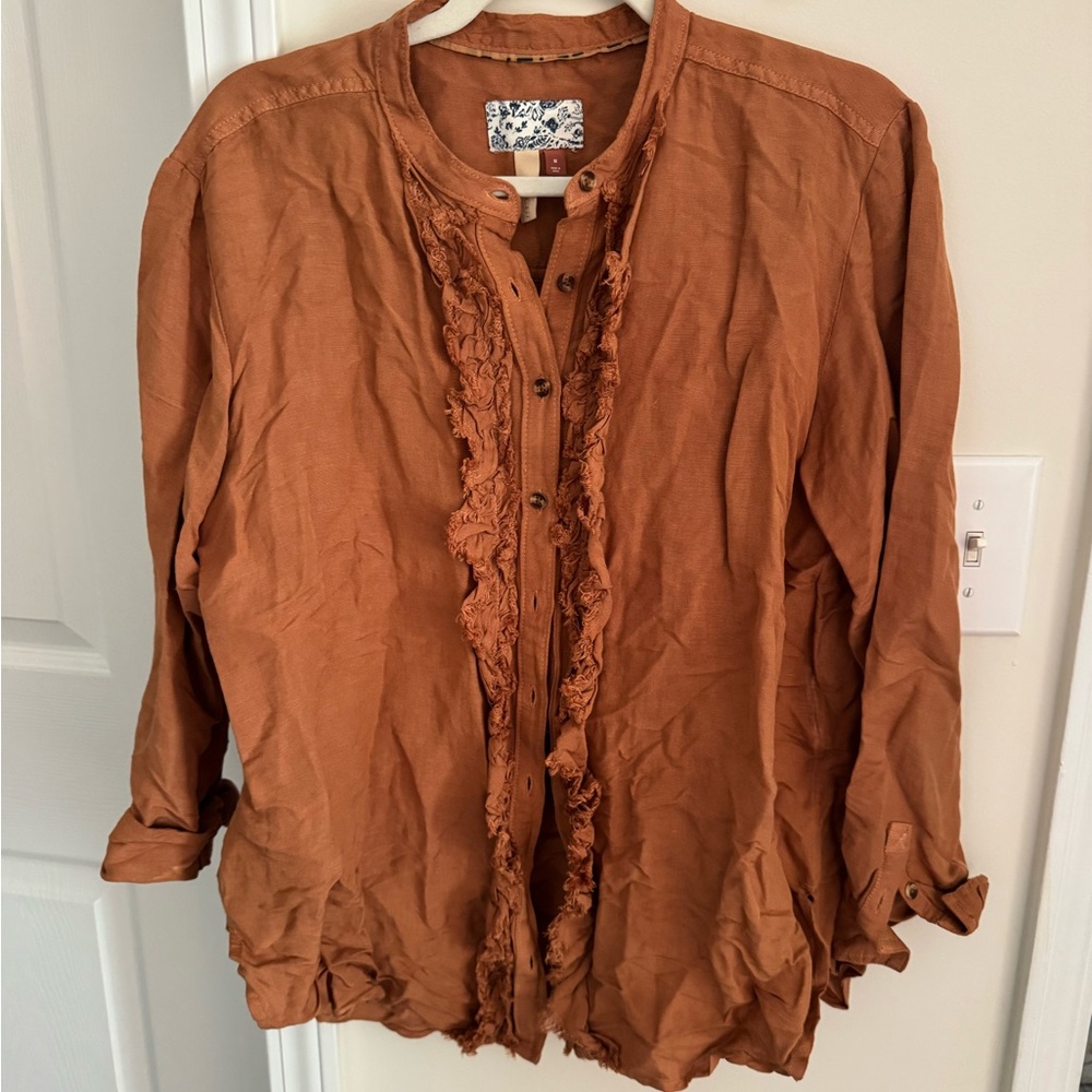 Pilcro raw edge rust linen ruffle trim top